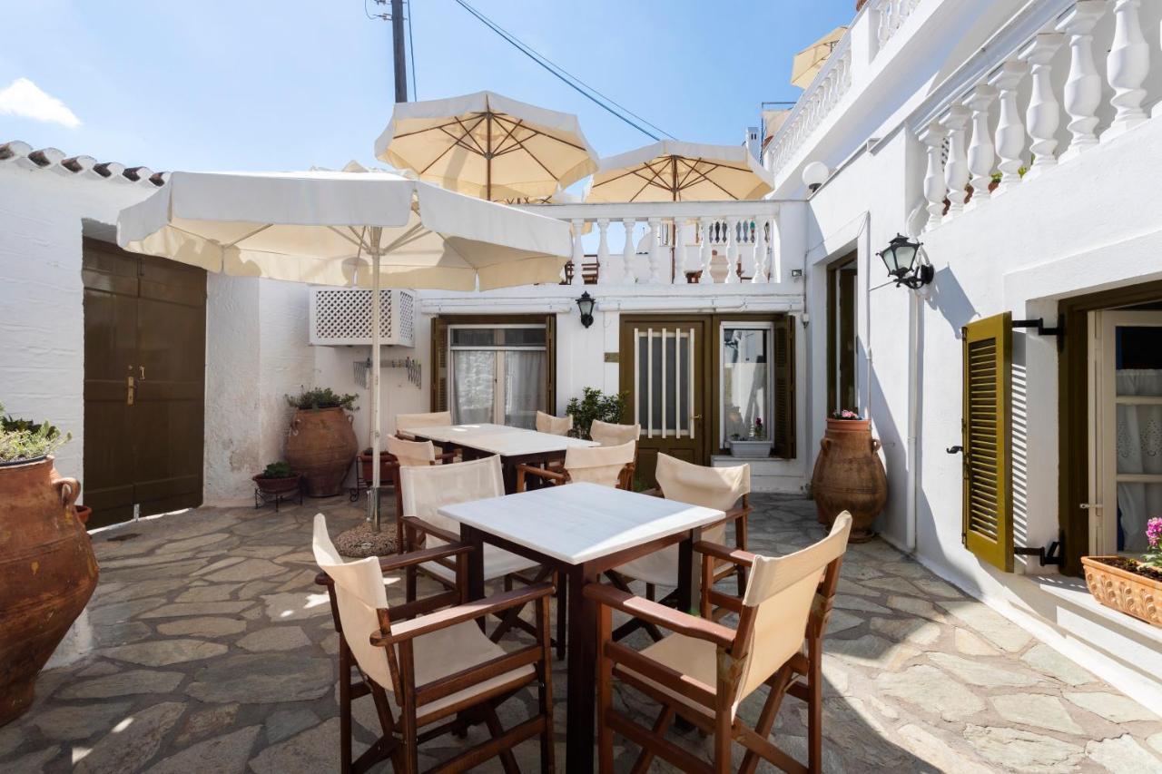 Villa Kalomira Spetses Town Exterior photo